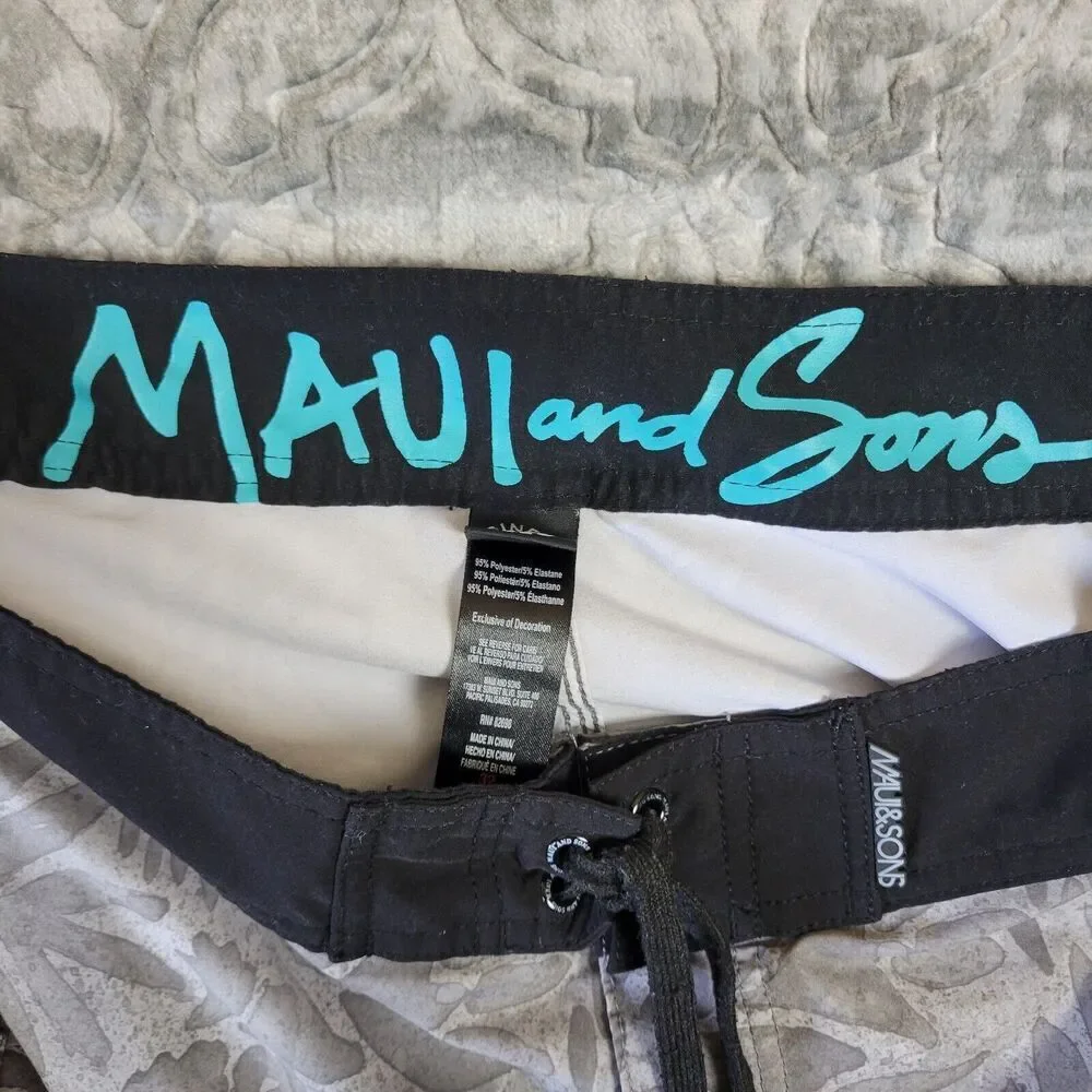Maui and Sons Board Shorts Mens 32 Gray Black Shark Stretch Swim Trunks Surf